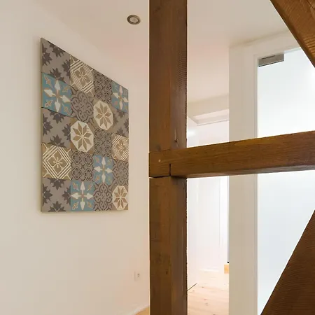 Casa Do Castelo 2- Work Or Relax In The Historic Heart Of Lisbon!