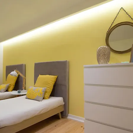 Casa Do Castelo 2- Work Or Relax In The Historic Heart Of Lisbon! Apartman